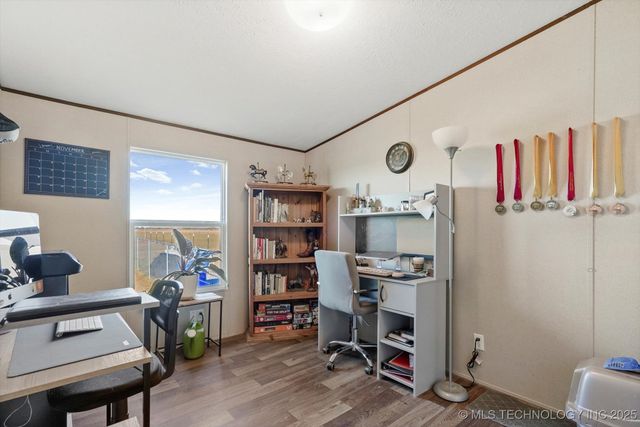 5691 N 434 Road, Adair, OK 74330