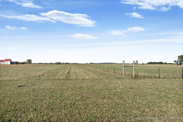 5691 N 434 Road, Adair, OK 74330