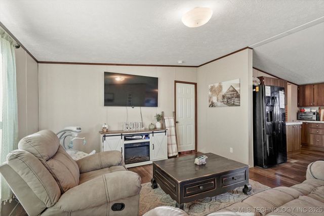 5691 N 434 Road, Adair, OK 74330