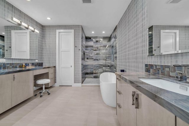 17288 NORTHWAY Circle, Boca Raton, FL 33496