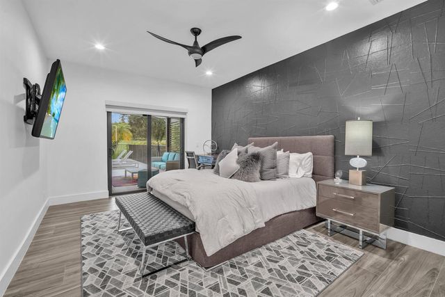 17288 NORTHWAY Circle, Boca Raton, FL 33496