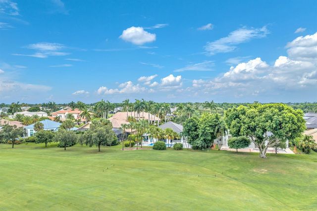 17288 NORTHWAY Circle, Boca Raton, FL 33496