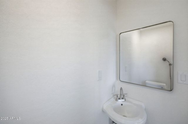 2224 Meadow Lane, Overgaard, AZ 85933