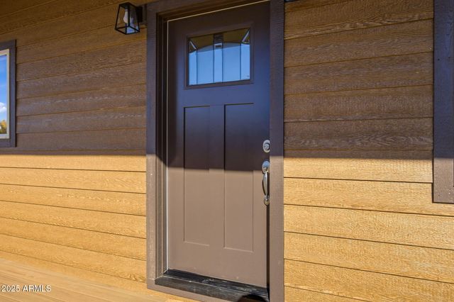 2224 Meadow Lane, Overgaard, AZ 85933