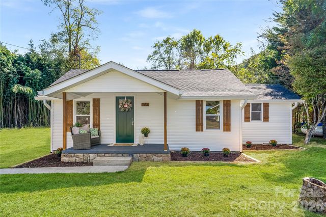 90 Camp Branch Road, Waynesville, NC 28786