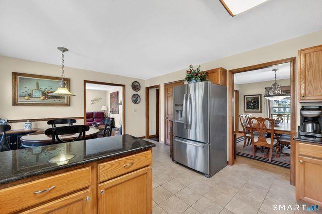 14 Hampden Place, Windsor, CT 06095