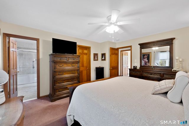 14 Hampden Place, Windsor, CT 06095