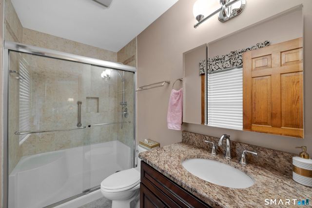 14 Hampden Place, Windsor, CT 06095