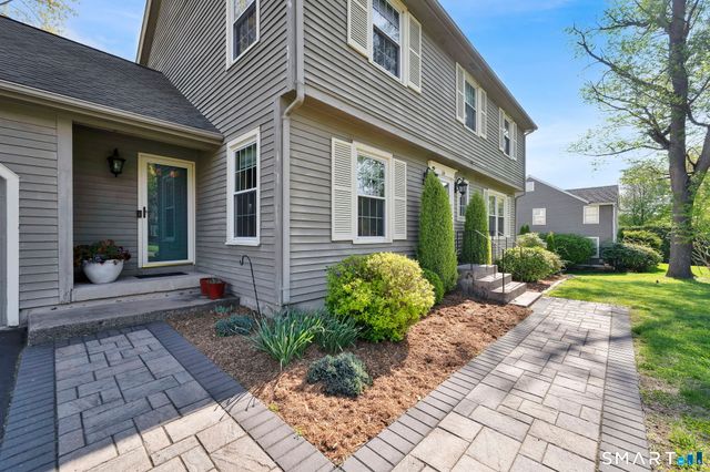 14 Hampden Place, Windsor, CT 06095