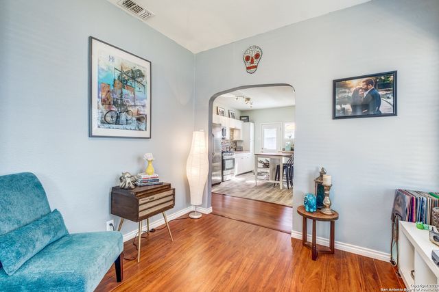 1212 NOLAN ST, San Antonio, TX 78202