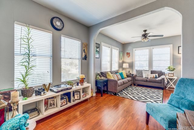 1212 NOLAN ST, San Antonio, TX 78202