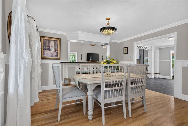 4 Kybren Cir, Mansfield, MA 02048