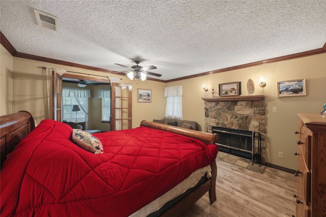2746 Hopson Drive, Athens, TX 75752
