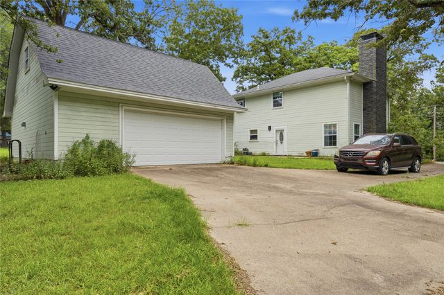 2746 Hopson Drive, Athens, TX 75752