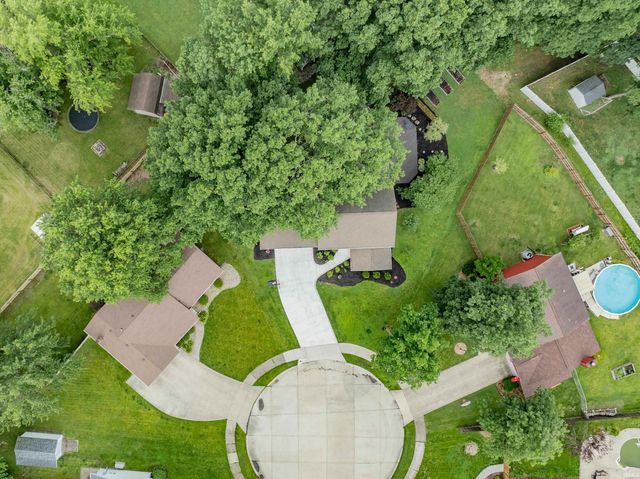4233 Havenwood Court, Woodburn, IN 46797