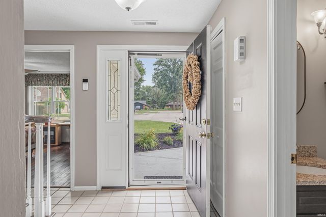 4233 Havenwood Court, Woodburn, IN 46797