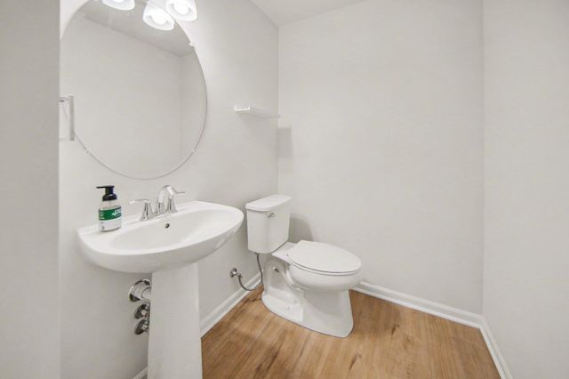 1206 Salt Springs Drive, Saline, MI 48176