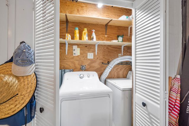 11 Sailfish Lane, Ocean Ridge, FL 33435