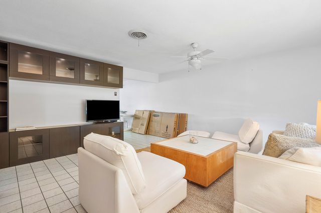 11 Sailfish Lane, Ocean Ridge, FL 33435