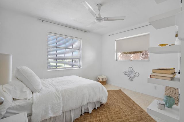 11 Sailfish Lane, Ocean Ridge, FL 33435