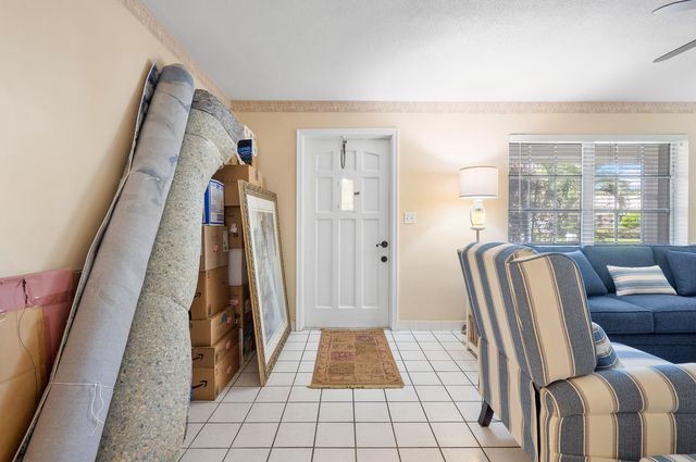 11 Sailfish Lane, Ocean Ridge, FL 33435