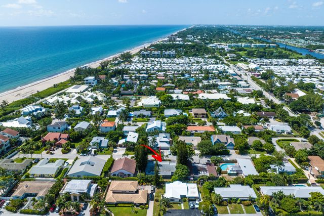 11 Sailfish Lane, Ocean Ridge, FL 33435