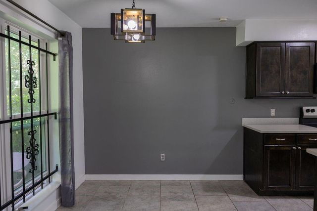 9517 Fondren Road, Houston, TX 77074