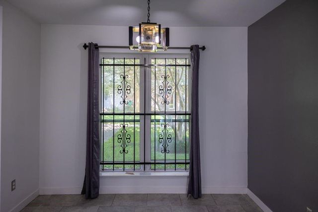 9517 Fondren Road, Houston, TX 77074