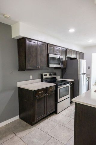 9517 Fondren Road, Houston, TX 77074