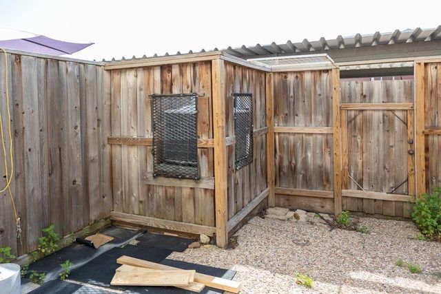 9517 Fondren Road, Houston, TX 77074