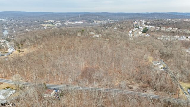 176 Espanong Rd, Jefferson Twp., NJ 07849