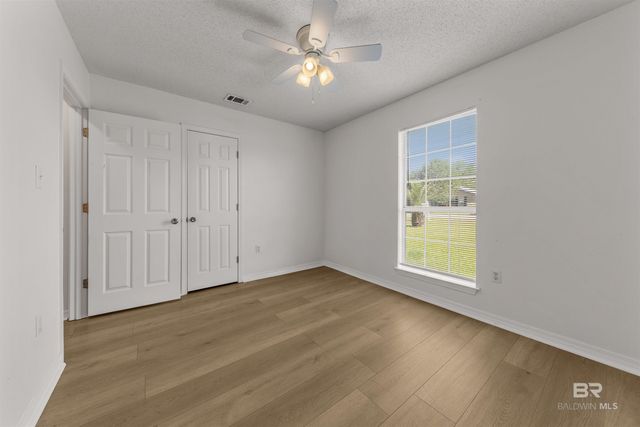 18979 Dalewood Circle, Robertsdale, AL 36567