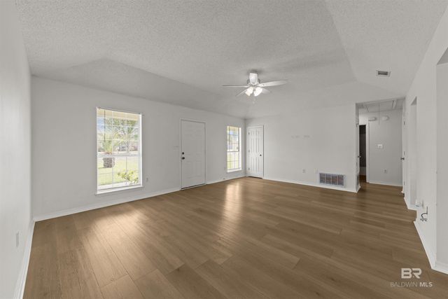 18979 Dalewood Circle, Robertsdale, AL 36567