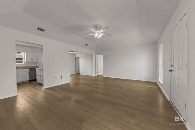 18979 Dalewood Circle, Robertsdale, AL 36567