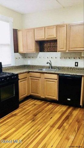 517 Hamilton Street, Albany, NY 12203