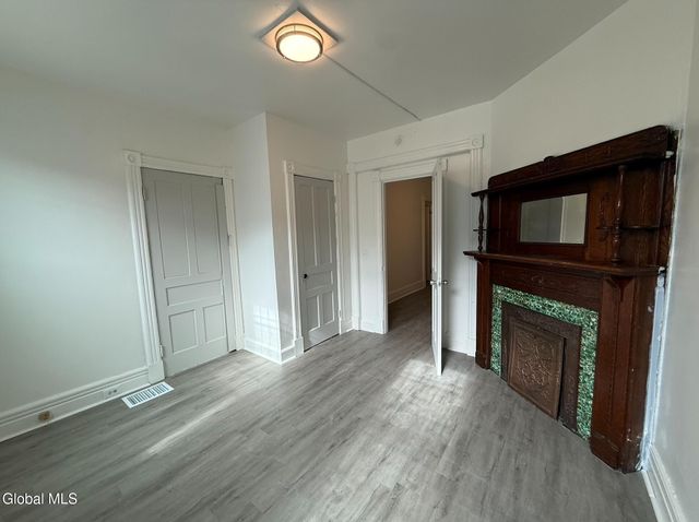 517 Hamilton Street, Albany, NY 12203