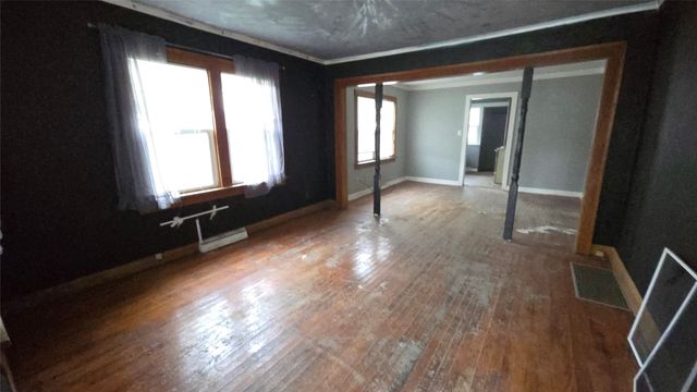 308 W 8th Street S, Newton, IA 50208