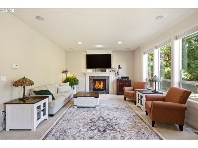 2396 36TH St, Washougal, WA 98671