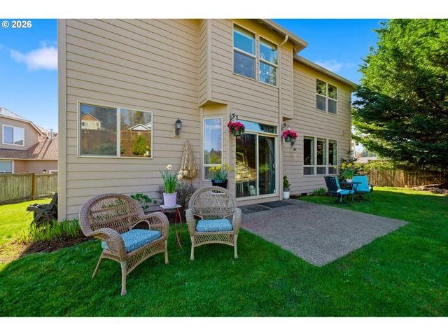 2396 36TH St, Washougal, WA 98671