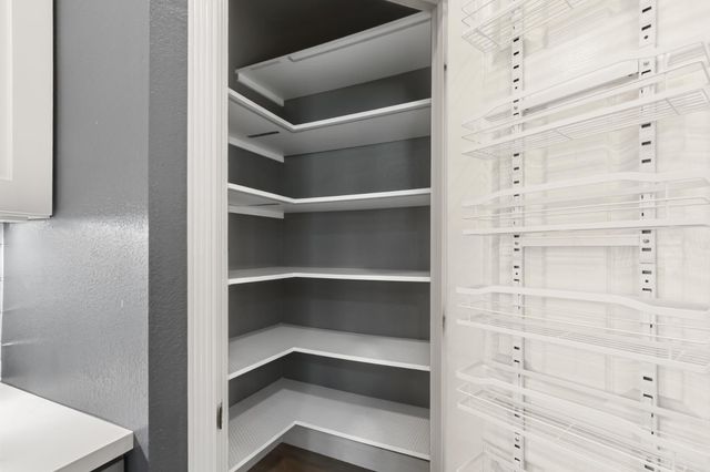 2376 Arizona Way, Yuba City, CA 95991