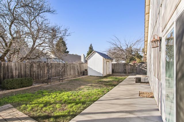 2376 Arizona Way, Yuba City, CA 95991