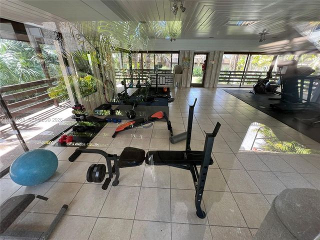 7473 SW 82nd St A209, Miami, FL 33143