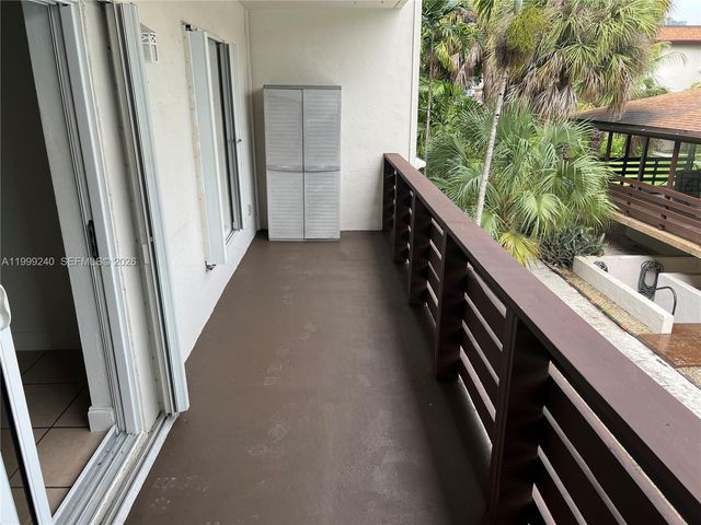 7473 SW 82nd St A209, Miami, FL 33143