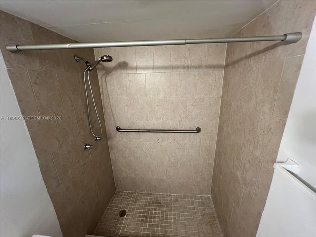 7473 SW 82nd St A209, Miami, FL 33143