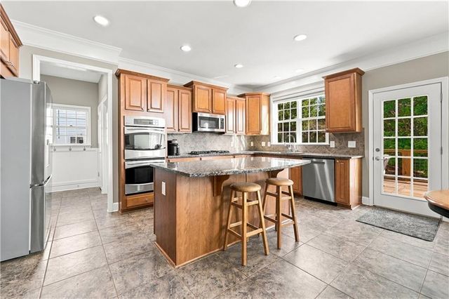 126 Edgewater Trail, Canton, GA 30115