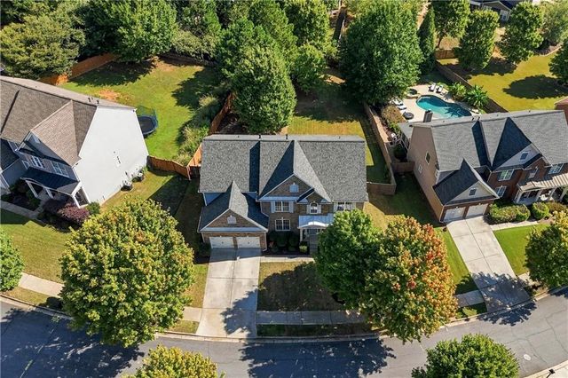 126 Edgewater Trail, Canton, GA 30115
