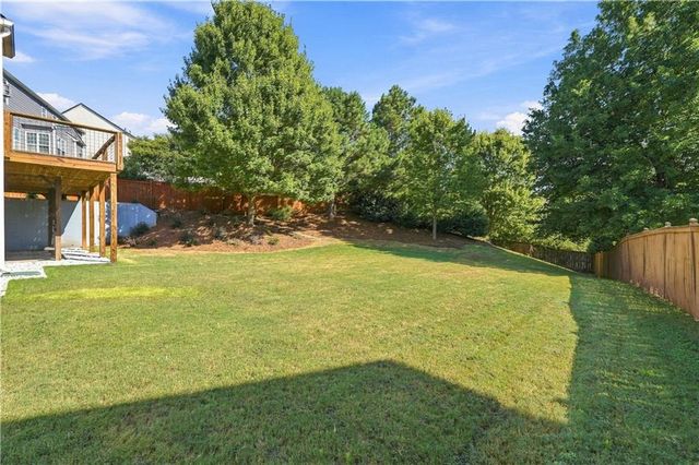 126 Edgewater Trail, Canton, GA 30115