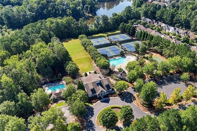 126 Edgewater Trail, Canton, GA 30115