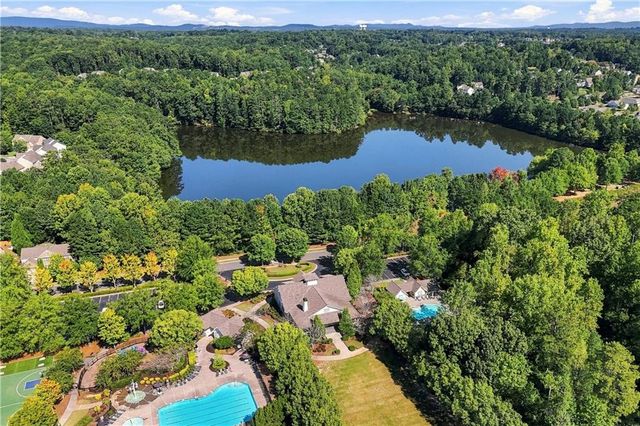 126 Edgewater Trail, Canton, GA 30115
