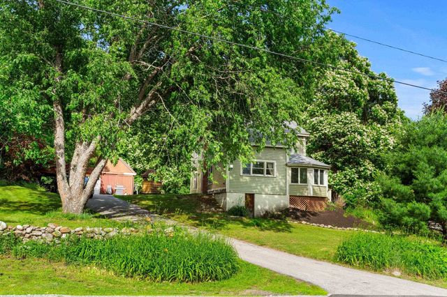 84 North Water Street, Boscawen, NH 03303